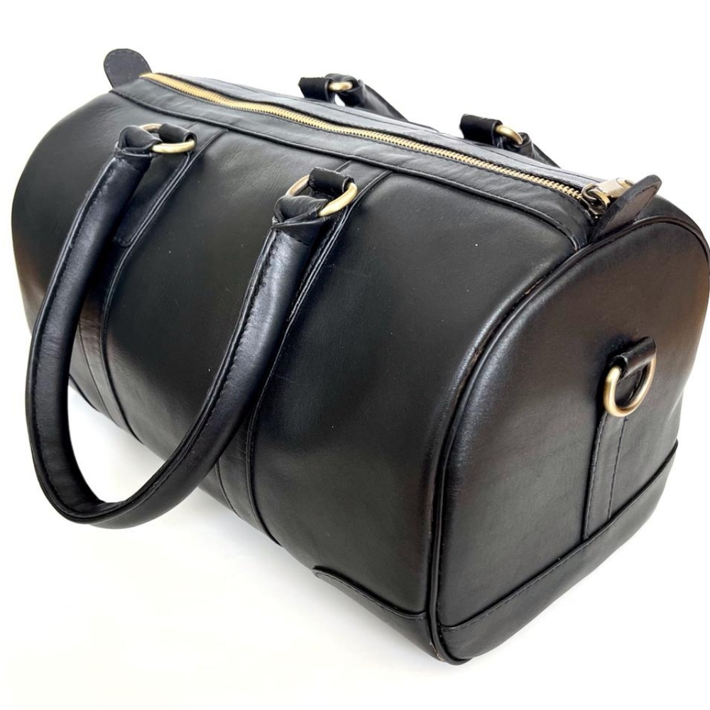 *** This has minor flaws*** Leather Duffle, Small Duffle, Day trip Bag - Picture 7 of 16